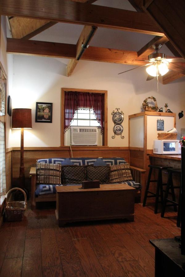 Berry Creek Cabins Bed and Breakfast Isabel Exterior foto