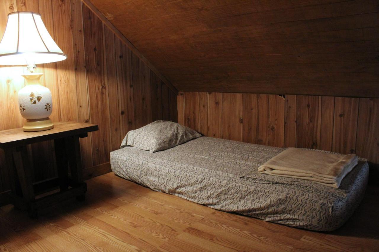 Berry Creek Cabins Bed and Breakfast Isabel Exterior foto